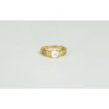 Ladies 9ct Gold Dress Ring.