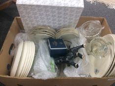 **Withdrawn**Box of Assorted Pottery tog