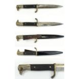 World War 1 - Period German Fighting Knife Imperial Fighting Knife with Steel Scabbard.