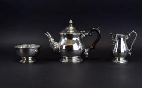 Hamilton & Co Silversmiths Good Quality and Solid 3 Piece Sterling Silver Tea Service.