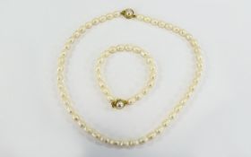 White Fresh Water Pearl Necklace and Matching Bracelet, the single strand, white pearl necklace