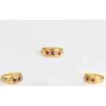 Ladies - Victorian 18ct Gold Set 3 Stone