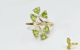 Peridot Crossover Leaf Ring,