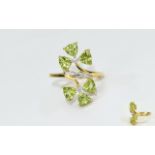 Peridot Crossover Leaf Ring,