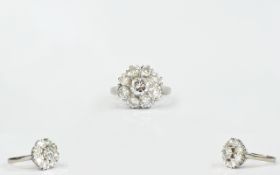 Ladies Excellent Quality 18ct White Gold Diamond Set Cluster Ring Flowerhead setting,