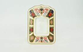 Royal Crown Derby Old Imari Pattern Photo Frame. Pattern 1128 & Date 1995. Height 7.