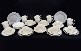 Wedgwood Paul Costello Design Tea Service comprises 18 tea cups, 14 tea saucers, 5 plates.