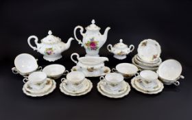 Rosenthal Pompadour Tea Service 30 Pieces Comprising Cups, saucers, Side Plates,