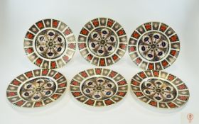Royal Crown Derby Old Imari Pattern Set of Six Large Cabinet Plates. Pattern No 1128 & Date 1981.