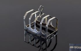 Art Deco Period Silver 4 Tier Toast rack. Maker E. Viner. Hallmark Sheffield 1932. 55.6 grams. 3