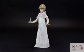 Nao Figure, young girl with chamber stic