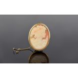 A Top Quality Oval Shaped Shell Cameo Brooch With Ornate 9ct Gold Mount With Attached 9ct Gold