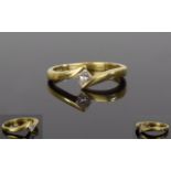 Contemporary Ladies 18ct Gold Set Single Stone Diamond Ring.