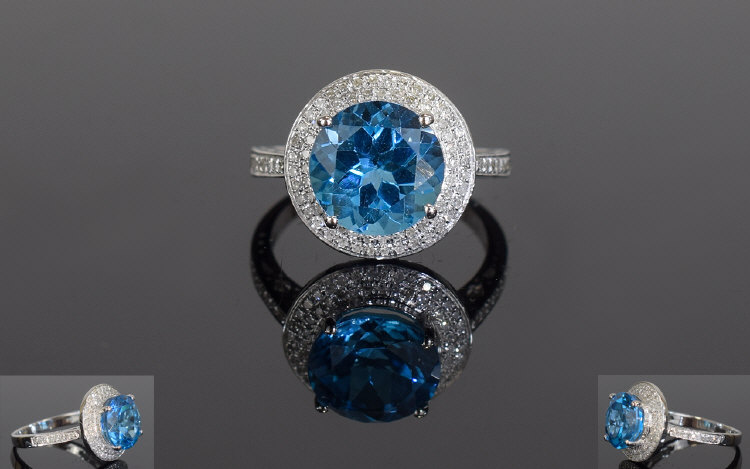 14ct White Gold Blue Topaz & Diamond Rin - Image 2 of 2