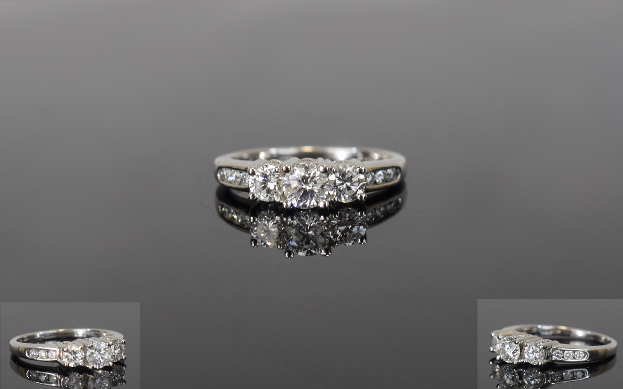 14ct White Gold Diamond Trilogy Ring, Se - Image 2 of 2