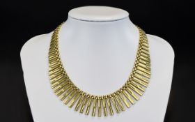 A Fine Quality and Attractive 9ct Yellow Gold Collar / Necklace.