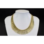 A Fine Quality and Attractive 9ct Yellow Gold Collar / Necklace.