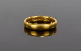 22ct Gold Wedding Band. Fully Hallmarked. 3.7 grams.