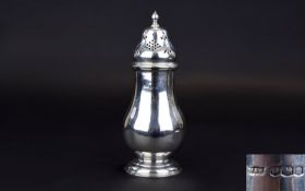 Mappin and Webb Silver Sugar Sifter of a nice form and condition. Hallmark Sheffield 1926. 142.4