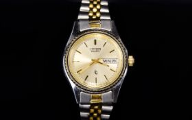 Ladies Citizen Watch Vintage boxed Citizen stainless steel watch with gold tone bezel,