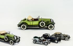 The 1930 Cadillac V-16 Roadster by Danbury Mint Museum Masterpiece 1:12 Scale Replica in original