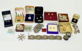 Mixed Lot Of Jewellery Some Silver And Odd 9ct Gold, To Include Rings, Earrings, Chains,