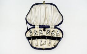 Boxed EPNS Teaspoons Set of six silver tone plated spoons of plain form in original cream satin