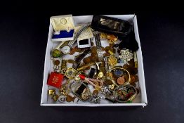 Small Collection of Assorted Costume Jewellery and Coins to include low value coins, watches,