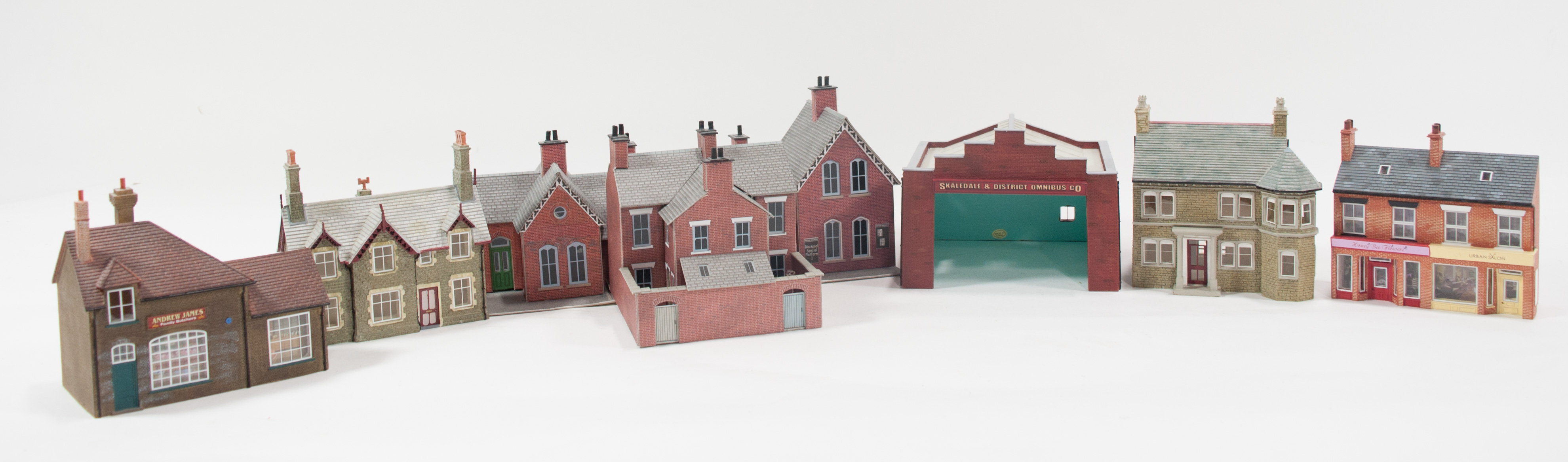 OO gauge track side buildings and stations, some ceramic, and some card, Bachmann and other makers,