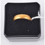 22ct gold wedding band