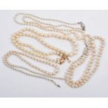 Four graduated cultured pearl necklaces, pearls varying from necklaces 9mm to 6mm, 8.