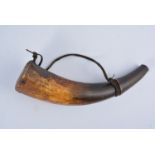 18th Century powder horn, 22cm.