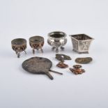 Chinese silver salt, another white metal Eastern salt, Japanese bronze hand mirror, etc.