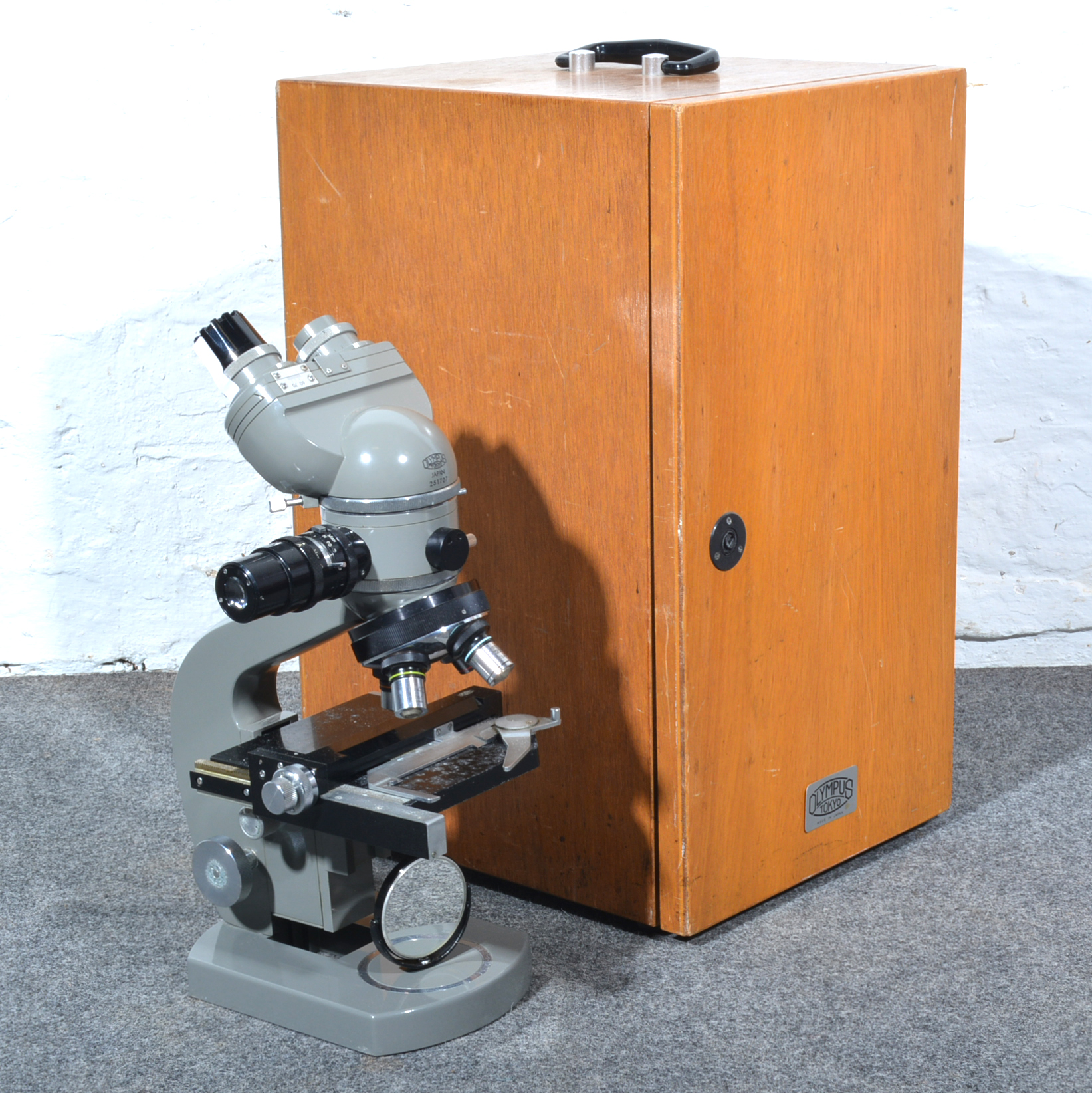 Olympus binocular microscope, reg number MF 218440, - Image 2 of 2