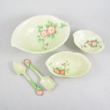 Carlton Ware leaf moulded salad dish, 29cm, with servers,