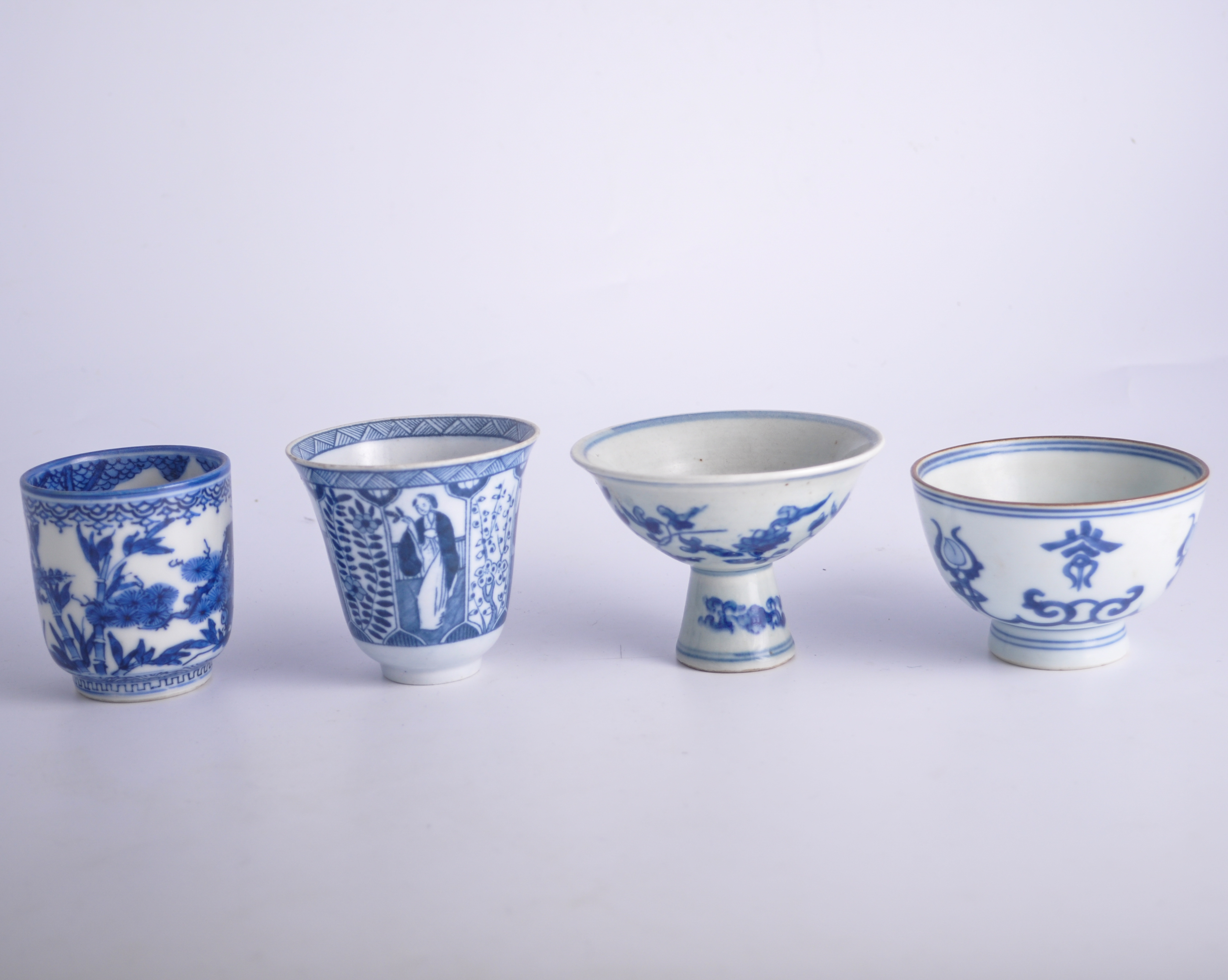 Small Chinese blue and white stem cup, floral decoration, 7cm; another small blue and white bowl,