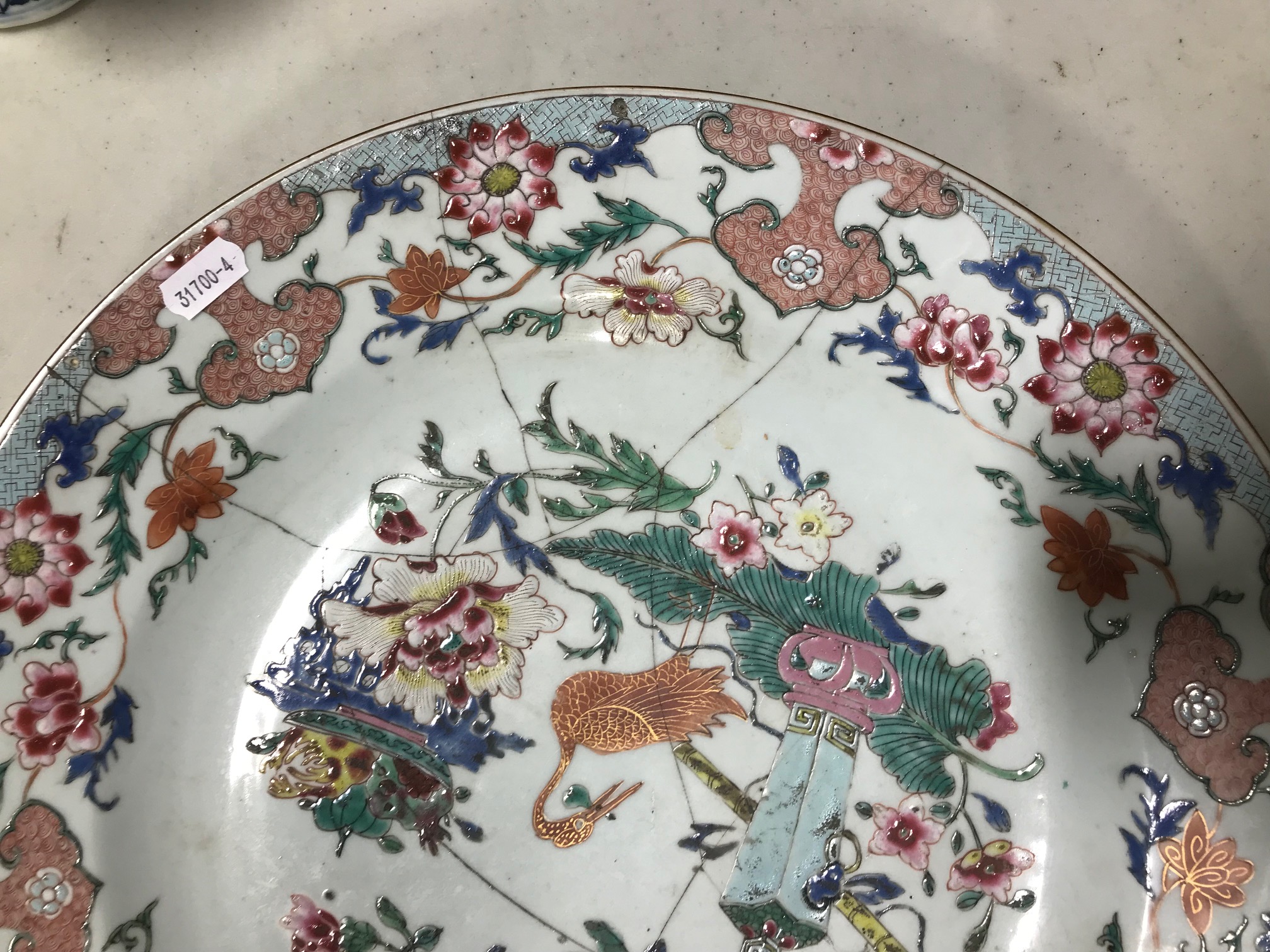 Chinese blue and white export porcelain shallow basin, probably Jiaqing, - Image 6 of 8