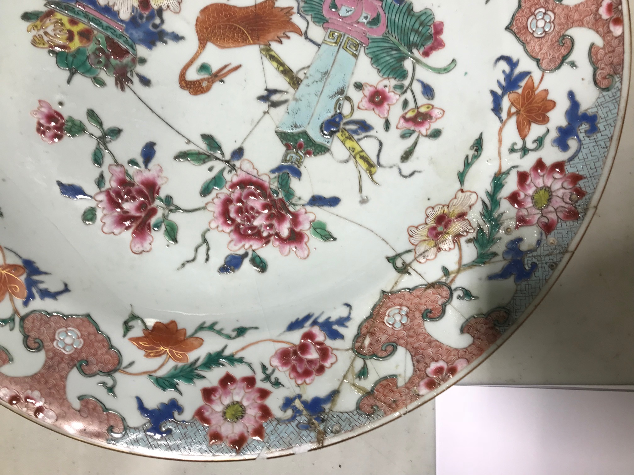 Chinese blue and white export porcelain shallow basin, probably Jiaqing, - Image 7 of 8