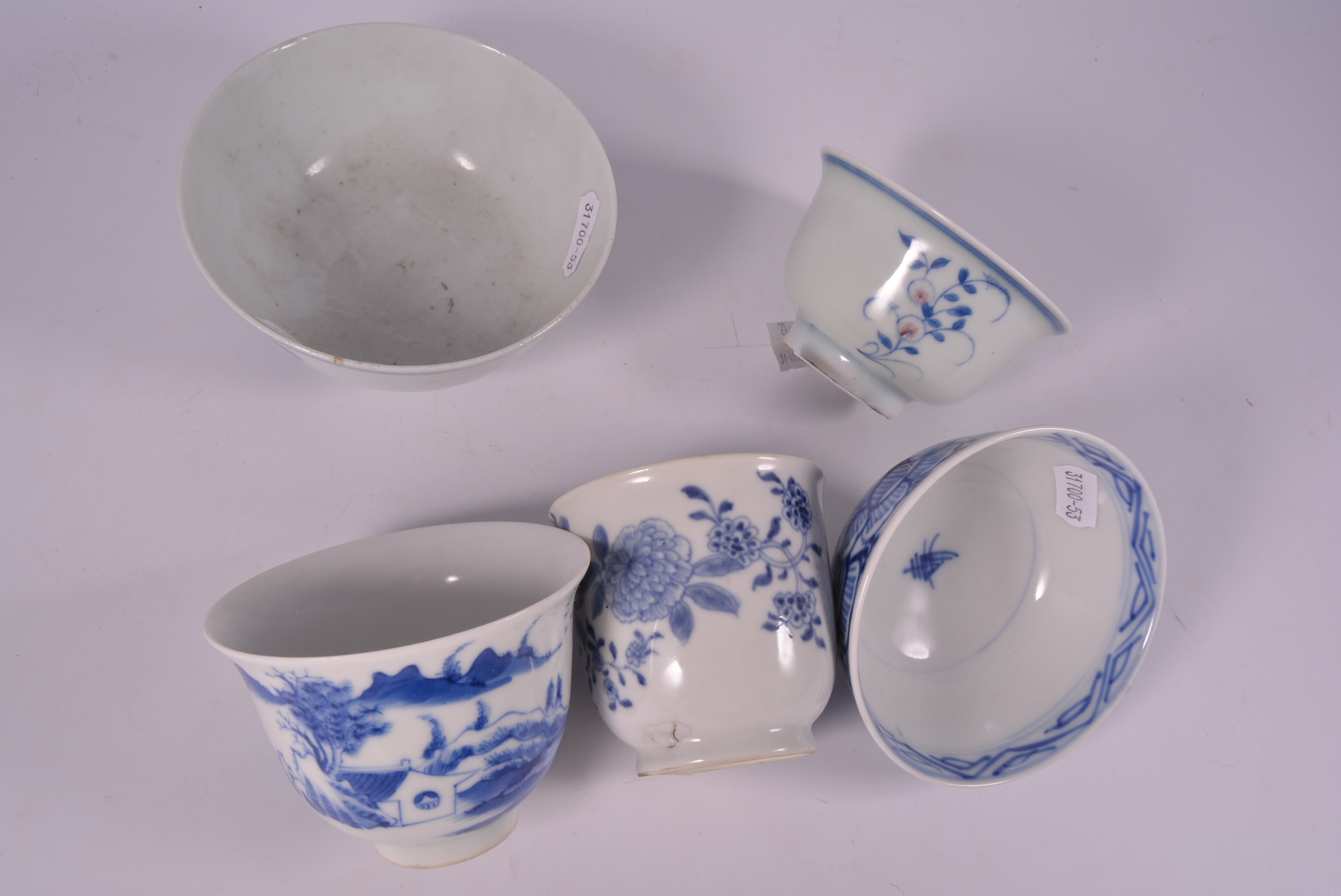 Chinese blue and white porcelain beaker, floral decoration, 7cm, - Bild 3 aus 4