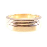 A lady's/gentleman's 9 carat yellow gold dress ring,