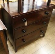 A Regency mahogany chest of drawers, W.84cm