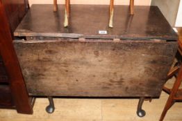 A mahogany drop leaf table, W.87cm