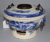 A Chinese blue and white vessel, burner and stand