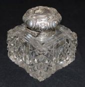 A late Victorian silver mounted cut glass inkwell, 3.5in.