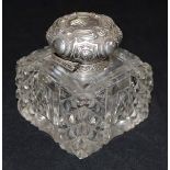 A late Victorian silver mounted cut glass inkwell, 3.5in.