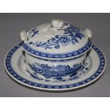 A Worcester blue and white Fence pattern butter dish, cover and stand