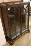 An oak display cabinet, W.84cm