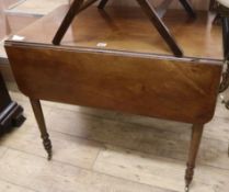 A mahogany Pembroke table, W.83cm