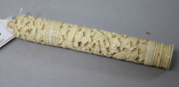 A Cantonese carved ivory bodkin case