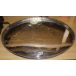 A plated oval gallery tray